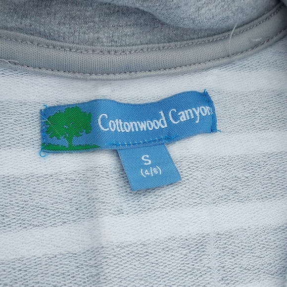 Women's Cottonwood Cayon Striped Zip-up Top - Picture 2 of 4